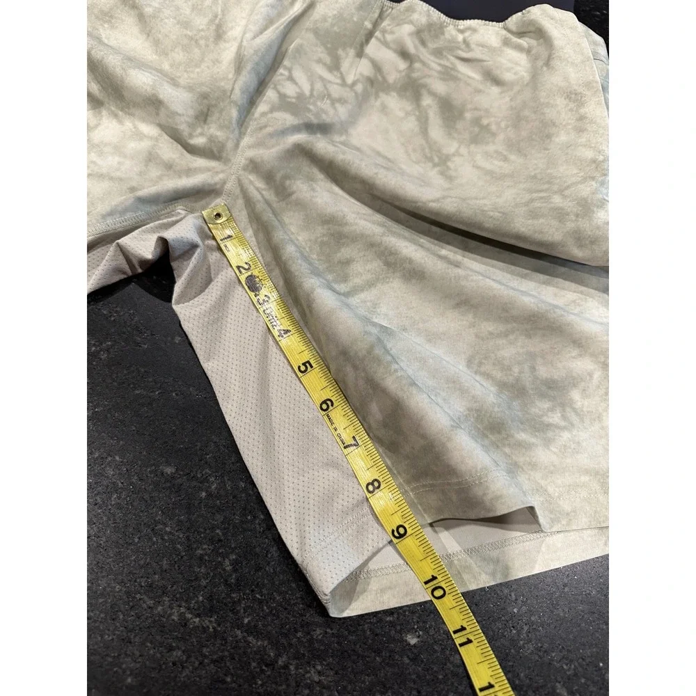 Fabletics The Franchise Gym Short Lined 9